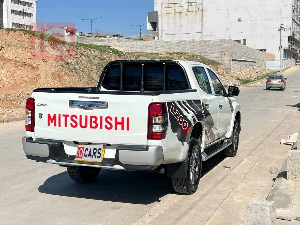 ميتسوبيشي L200